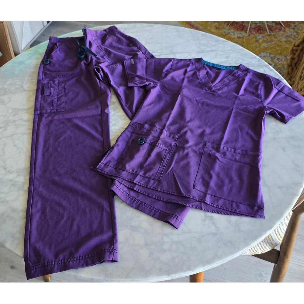 Carhartt Force Women Purple Scrub Set V-Neck Top Cargo Pants XS C12110 C52110